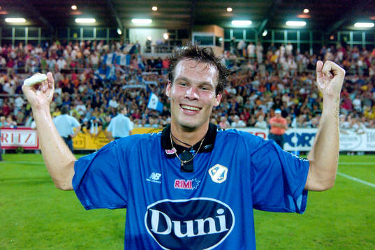 Halmstads målskytt Fredrik Ljungberg jublar
