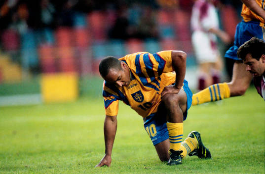 Martin Dahlin har ont