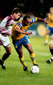 Martin Dahlin i dribblingstagen