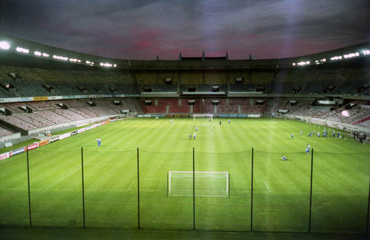 970917 Fotboll, Champions League, Paris Saint-Germain - IFK