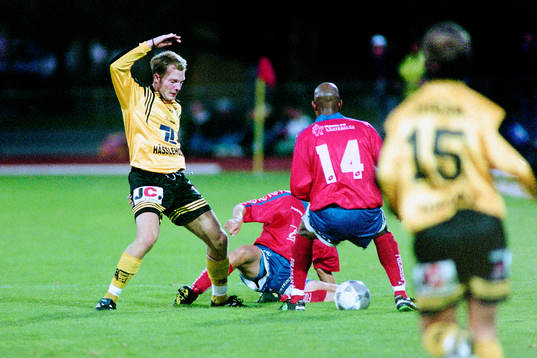 Fotboll, Div 1 Södra, IFK Hässleholm - Gunnilse, 2-2