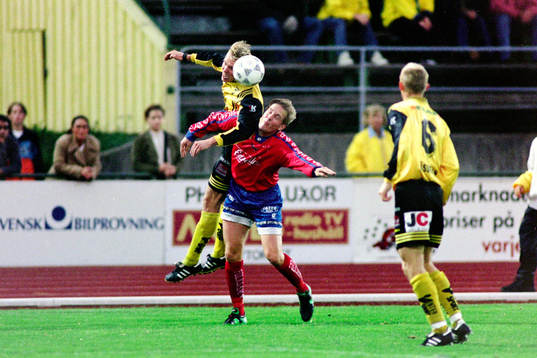 André Jeglertz, Hässleholm i en nickduell