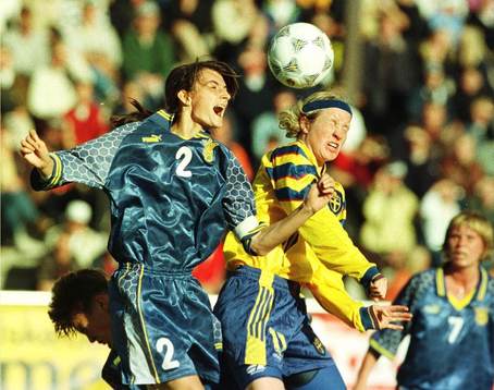 Victoria Svensson i nickduell med Elena Mazourenko
