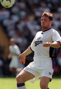 Fotboll -- Gerry Taggart, Bolton