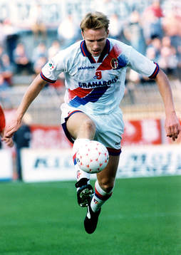 Fotboll -- Kennet Andersson, Bologna
