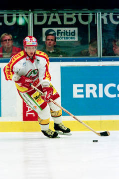 Kristian Gahn, Modo
