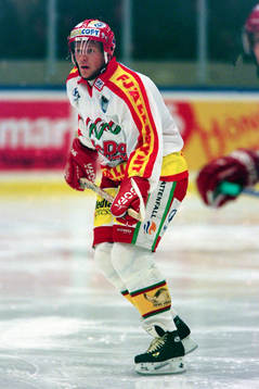 Jan-Axel Alavaara, Modo