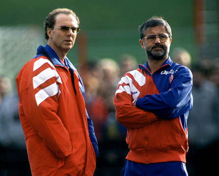 FOTBOLL -- FRANZ BECKENBAUER, ORDFÖRANDE OCH GERD MüLLER,