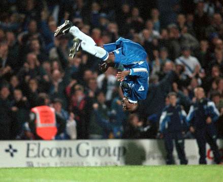 fotboll, engelsk, Celestine Babayaro, Chelsea, frivolt,