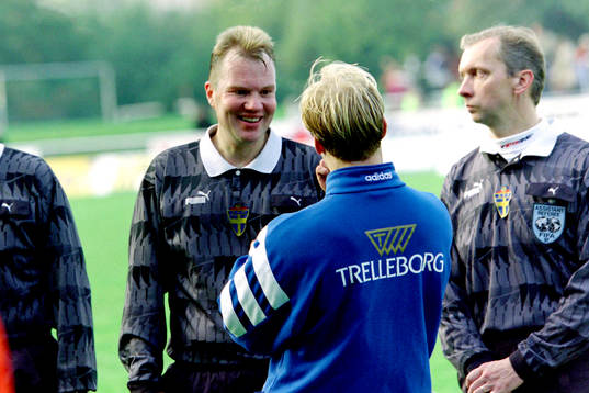 Karl-Erik Nilsson, domare i matchen