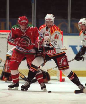 Ishockey Johan Hansson, Brynäs (i mitten)