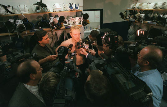 Ishockey  -- Mats Sundin, Toronto