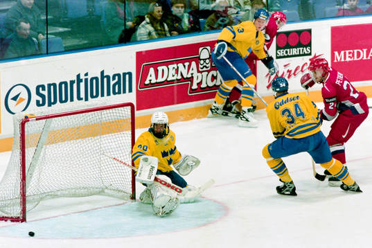 Tommy Söderström, målvakt, Sverige