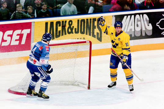 Anders Carlsson, Sverige jublar