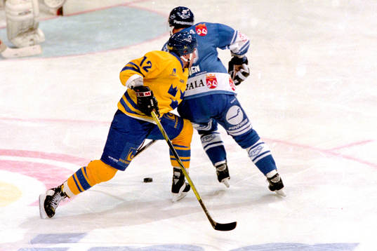 Niclas Hävelid, Sverige