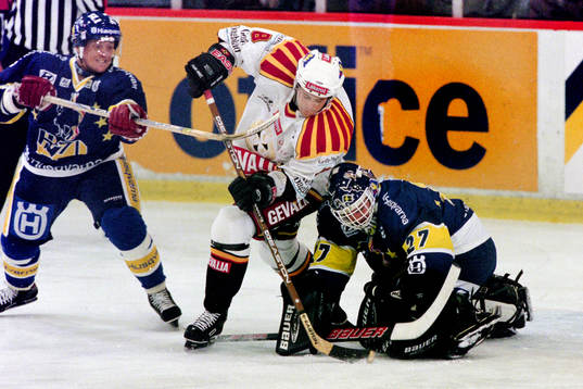 Stefan Klockare, Brynäs och Kari Takko, målvakt, HV71