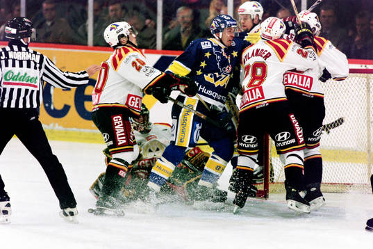 Ulf Dahlén, HV71 i bråk