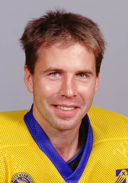 Ulf Dahlén of team Sweden poses for a portrait in 1998.