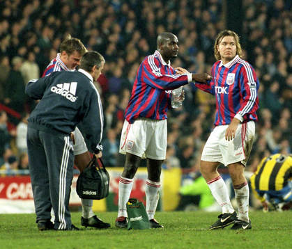 Tomas Brolin, Crystal P (Crystal Palace) diskuterar med