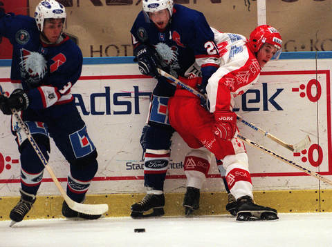 Bläddra bland fler bilder av Ishockey, Div 1, Linköping - Timrå, 3-4
