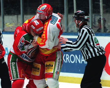 Slagsmål mellan Marko Jantunen och Per Hållberg