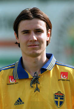 Yksel Osmanovski, Sverige
