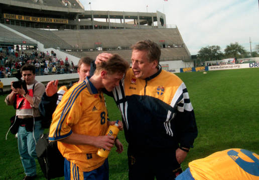 Tommy Söderberg, förbundskapten, Sverige klappar om