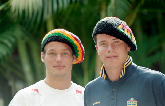 Fredrik Ljungberg och Daniel Andersson i jamaicanska mössor
