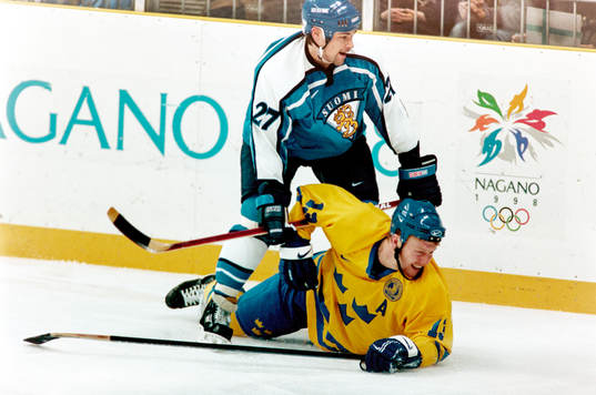 Mats Sundin, Sverige på magen