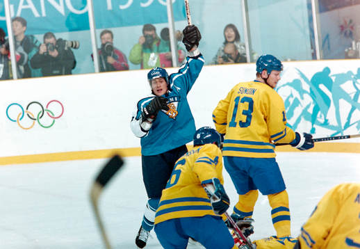 Teemu Selänne, Finland jublar