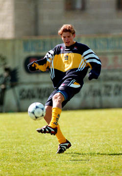 Jesper Blomqvist med bollen