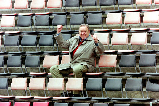 Lennart Johansson på läktaren