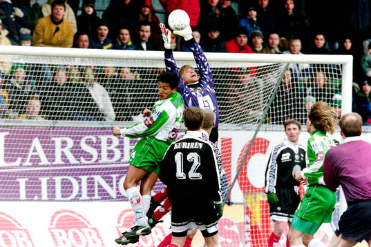 Anders Karlsson, målvakt, Örebro