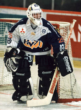 1994 Boo Ahl, HV 71