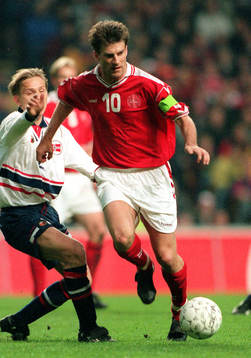 Michael Laudrup, Danmark (mot Norge)