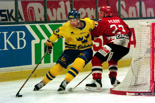 Ulf Dahlén, Sverige