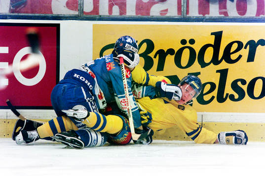 Bläddra bland fler bilder av Ishockey, Sweden Hockey Games, Sverige - Finland, 2-2