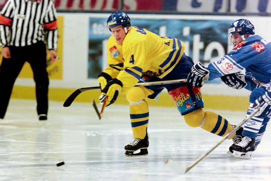 Kim Johnsson, Sverige