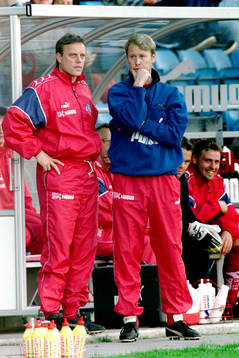 Hans carell, ass. tränare och Åge Hareide, Tränare,