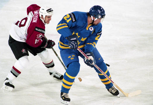 Peter Forsberg,Sverige och Nelson Emerson, Kanada