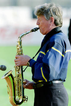 Ingmar Nordström på plats med sin saxofon