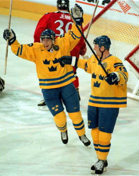 Hans Jonsson och Mats Sundin jublar