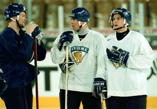 Jere Karalahti , Raimo Helminen och Ville Peltonen
