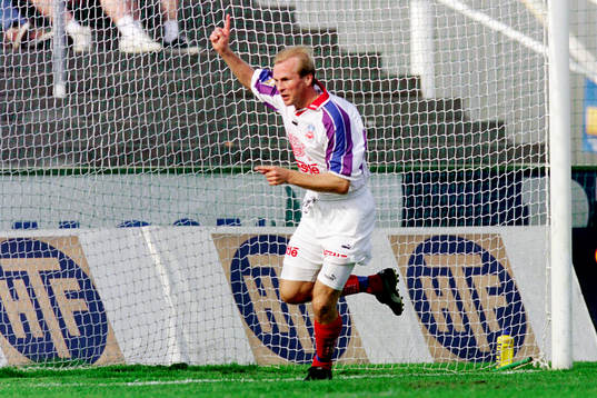 Peter Wibrån, Helsingborg slår in bollen i tomt mål