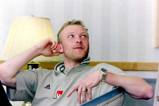 Magnus Hedman, Sverige