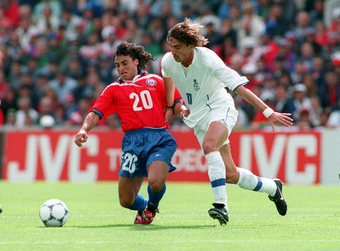 Fabian Estay, Chile och Dino Baggio, Italien