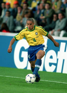 Roberto Carlos, Brasilien