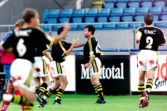 Nebojsa Novakovic och Anders Limpar, AIK jublar