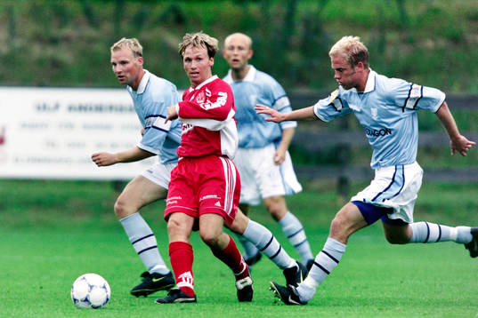 Anders Karlsson, Åhus uppvaktas av Jörgen Ohlsson och