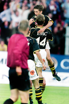 Nebojsa Novakovic och Thomas Lagerlöf, AIK jublar